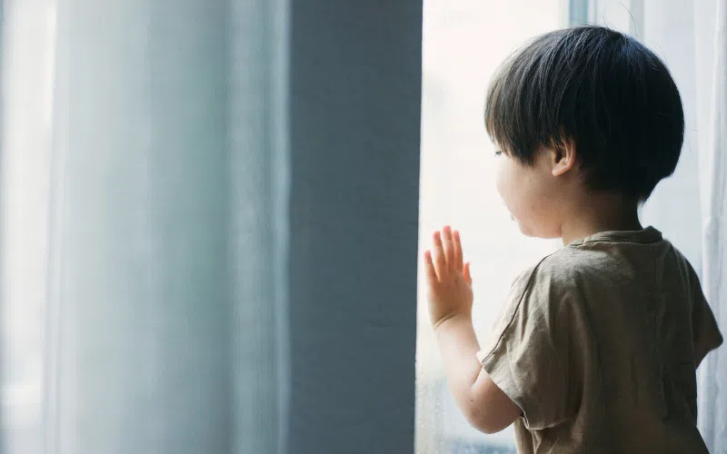 Enfant victime d'abus.