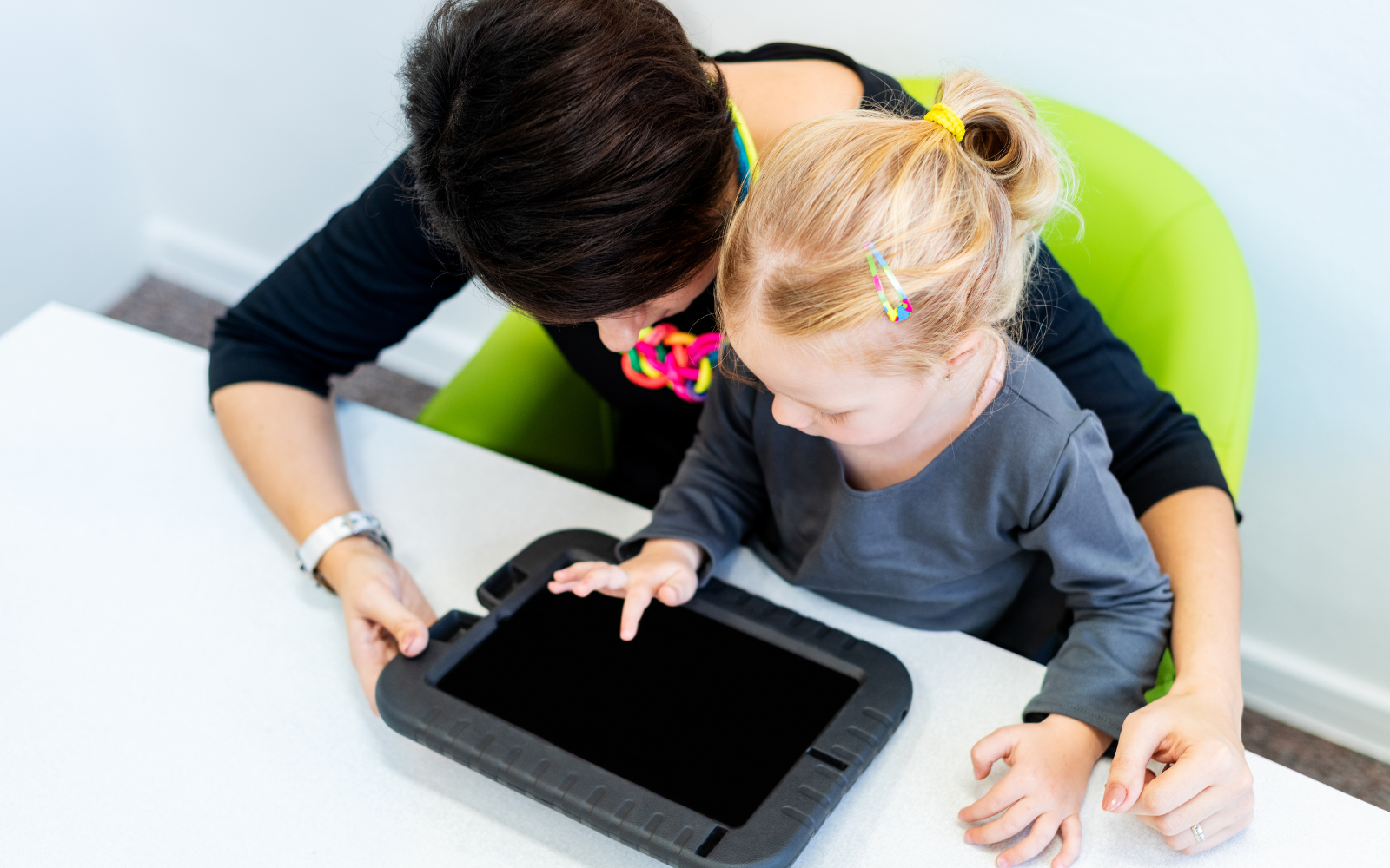 les écrans en service de garde